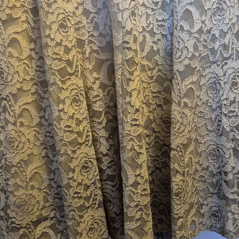 Elegant Lace Womens Dress in Gray, With Lots Of Sparkle, Gray/ Silver. - Picture 4 of 11